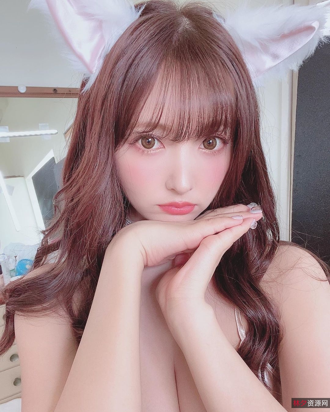 米兰达·阿拉贡的网红风尚：PR社萌汁12三人游21v合集