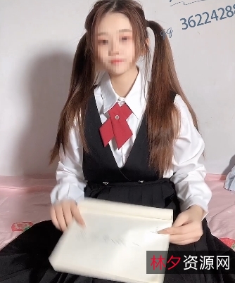 精选COS萌妹六碗鱼子酱私拍完整合集:清纯可爱、豪放的浮力姬,高情绪紫薇秀,光“阴”馒头鲍,出水把自己玩到出水!8V-2.3G高清资源!