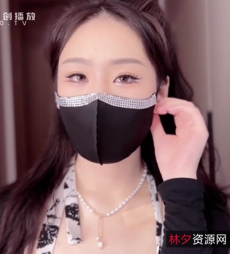 窈窕身材的车模女神淑怡，终极一日女友1V+1.5G百度盘