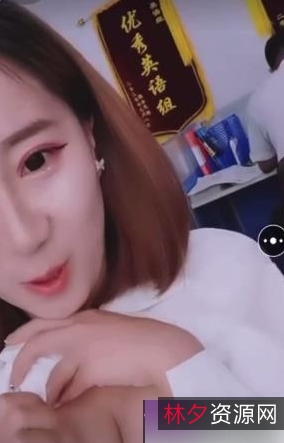 蜜桃吖直播英文老师的作品