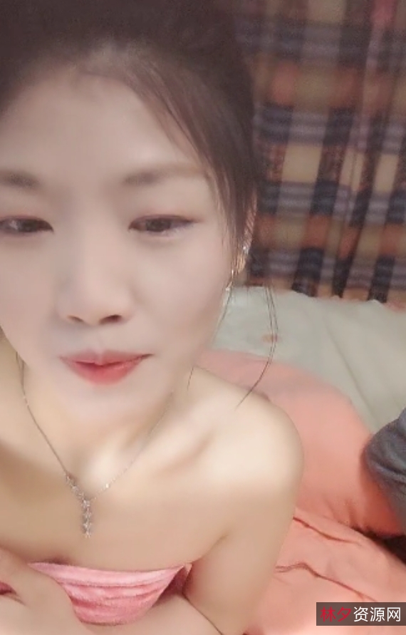 清雅婷：小少妇新视频16v，收藏165，百度ED2K热播