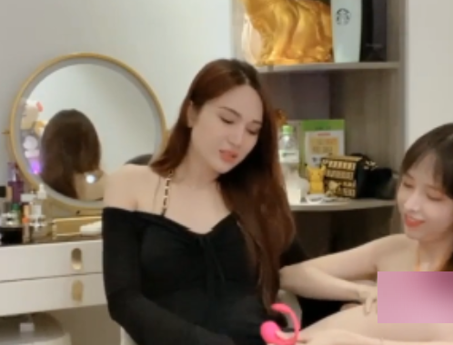 OnlyFansAnna102珍藏视频183部141G女神级身材